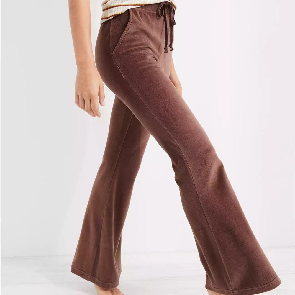 AERIE VELOUR FLARE SWEATPANTS🤎🤎